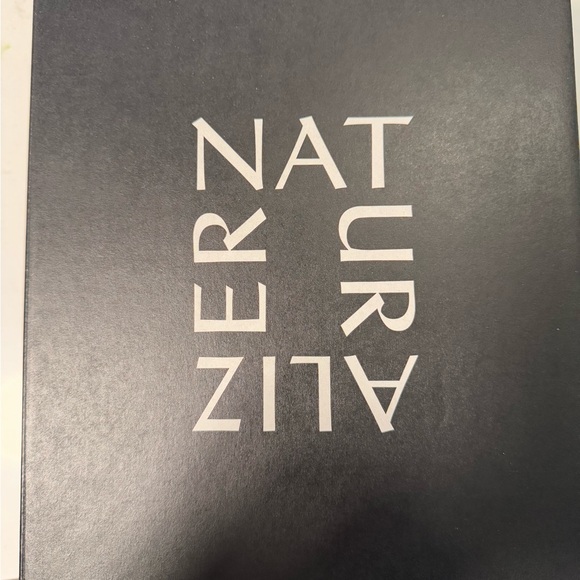 Navy high heals (9.5) - Picture 5 of 5